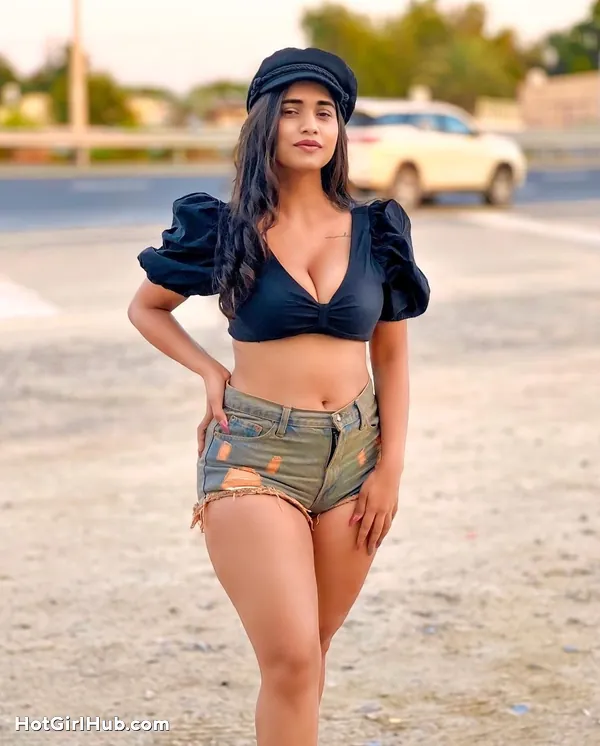 Hot Pratika Sood Big Boobs Instagram Model (15)