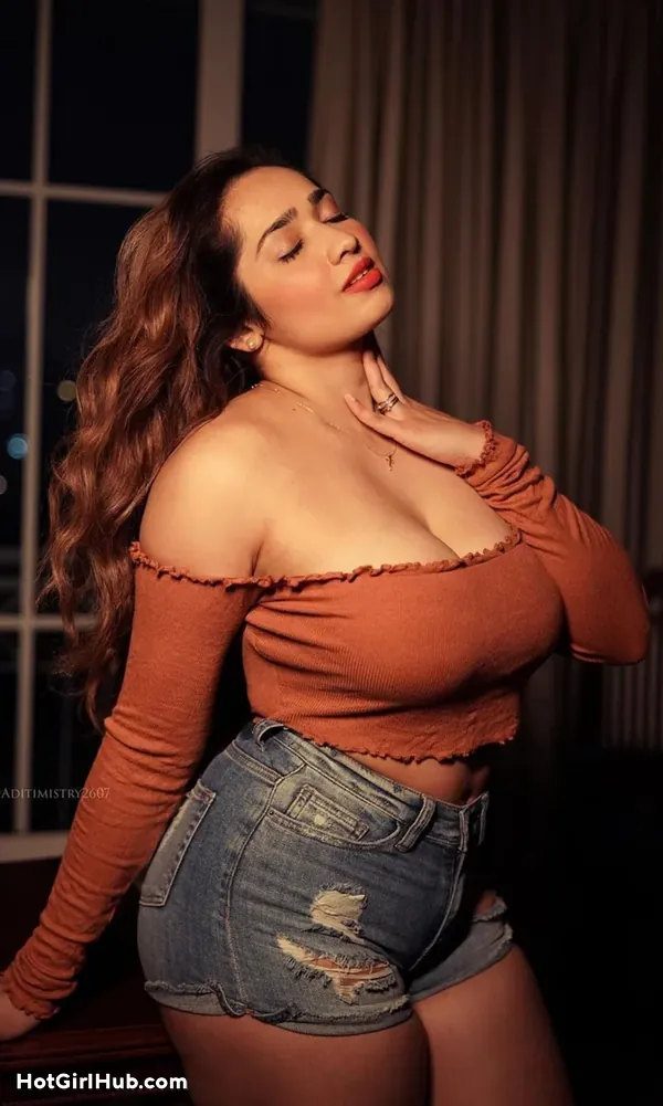 Beautiful Indian Girls With Big Tits (7)