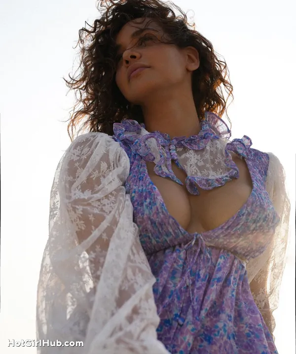 Hot Aisha Sharma Big Boobs Instagram Model (4)