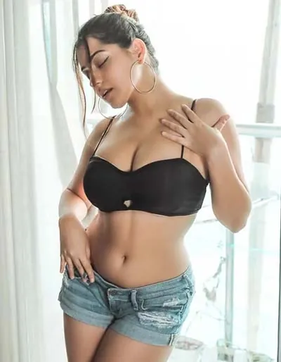 Sexy Indian Big Boobs Girls (1)