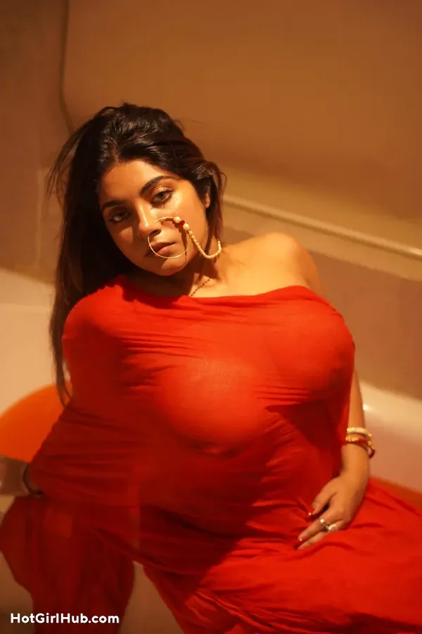Cute Indian Girls With Big Boobs (6)