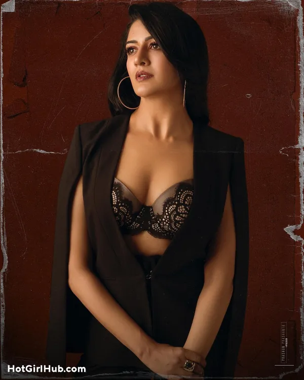 Hot Indian Actress Vimala Raman Big Boobs (7)
