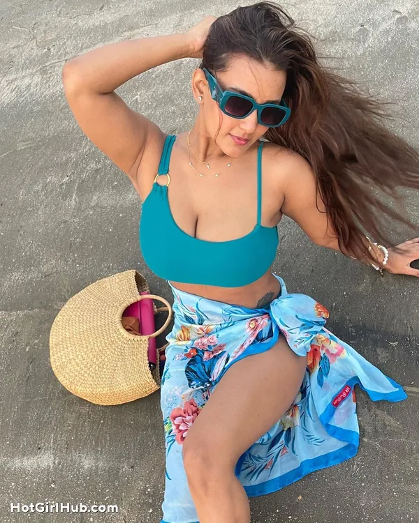 Hot Mahi Mishra Big Boobs Instagram Model (12)
