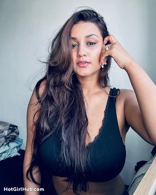 Hot Mahi Mishra Big Boobs Instagram Model (8)