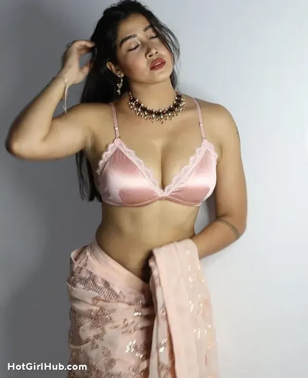 Sexy Big Boobs Indian Girls (11)