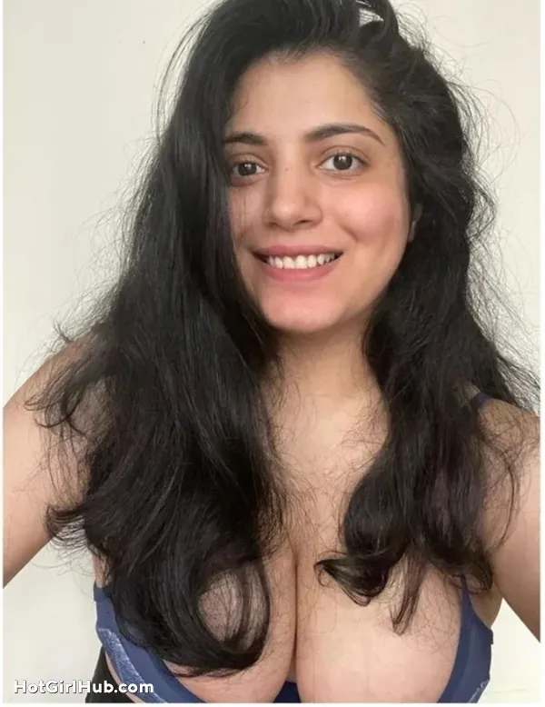 Beautiful Indian Girls With Big Tits (11)