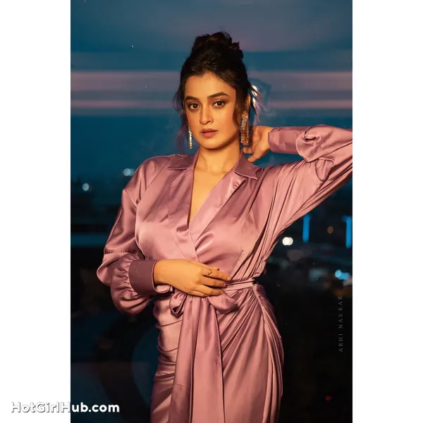 Hot Darshana Banik Big Boobs Instagram Model (11)