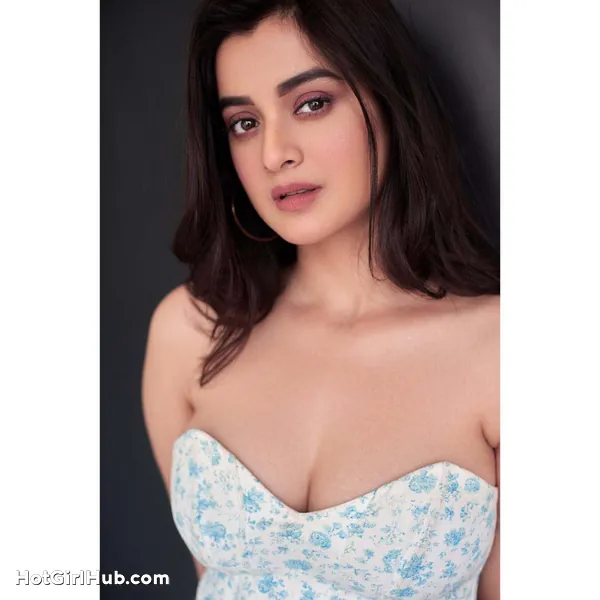 Hot Darshana Banik Big Boobs Instagram Model (12)