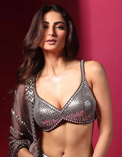 Hot Bollywood Actress Palak Tiwari Big Boobs (1)