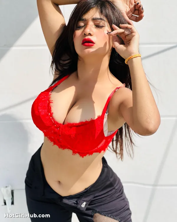 Hot Neha Singh Big Boobs Instagram Model (2)