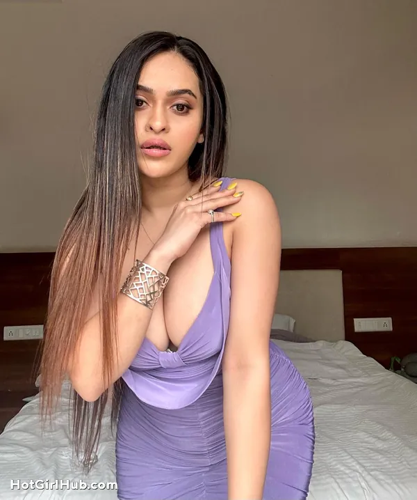 Hot Prajakta Dusane Big Boobs Instagram Model (12)