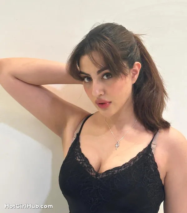 Hot Samreen Kaur Big Boobs Instagram Model (3)
