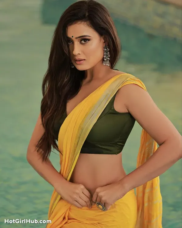 Sexy Indian Big Tits Girls (5)