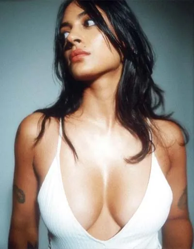 Hot Big Tits Desi Girls (1)