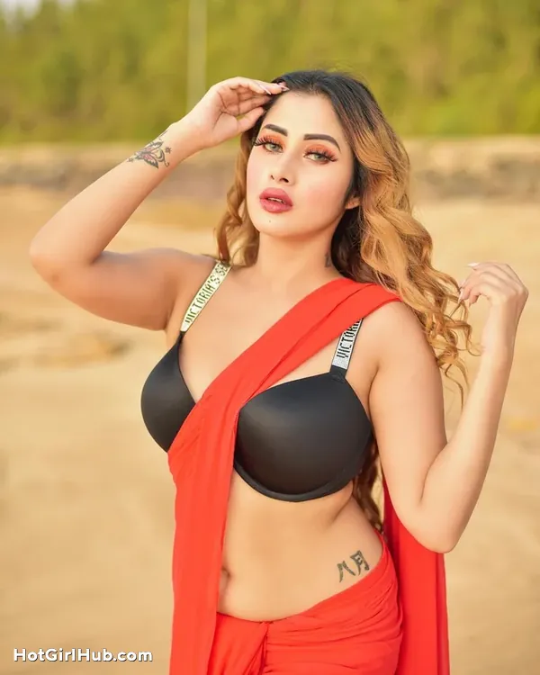 Hot Big Tits Desi Girls (2)