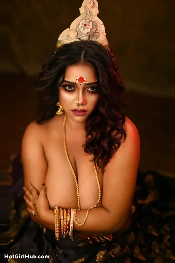 Hot Indian Girls Deep Cleavage (11)