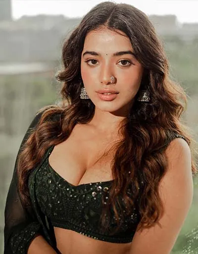 Hot Ketika Sharma Big Boobs Instagram Model (1)