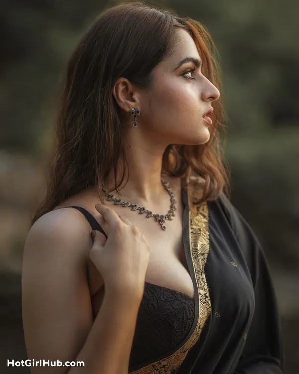 Hot Ayesha Khan Big Boobs Instagram Model (13)