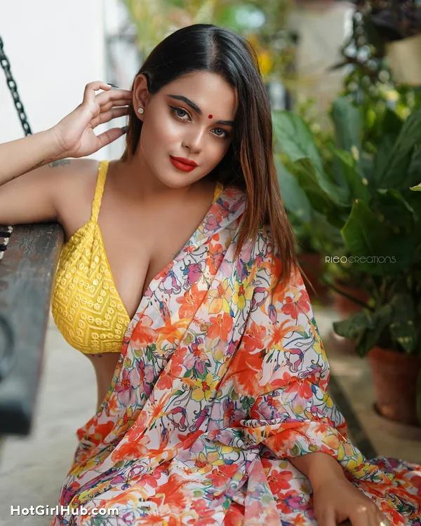Triyasha Roy Sizzling Photos That You Need to See Twice (12)