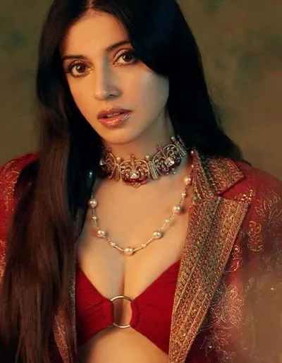 Divya Khosla Super Hot Photos Will Make Your Jaws Drop (1)