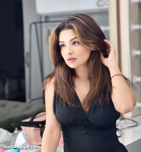 Avneet Kaur Spicy Photos That You Should Not Miss (3)