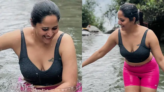 Hot Anasuya Bharadwaj Shows Off Big Boobs and Deep Cleavage in a Trendy Grey Bralette and Hot Pink Shorts (1)