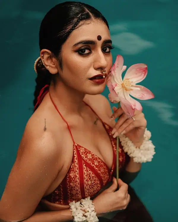 Hot Priya Prakash Shows Off Big Boobs and Deep Cleavage in a Gorgeous Red Silk Lehenga Paired With a Bralette (2)