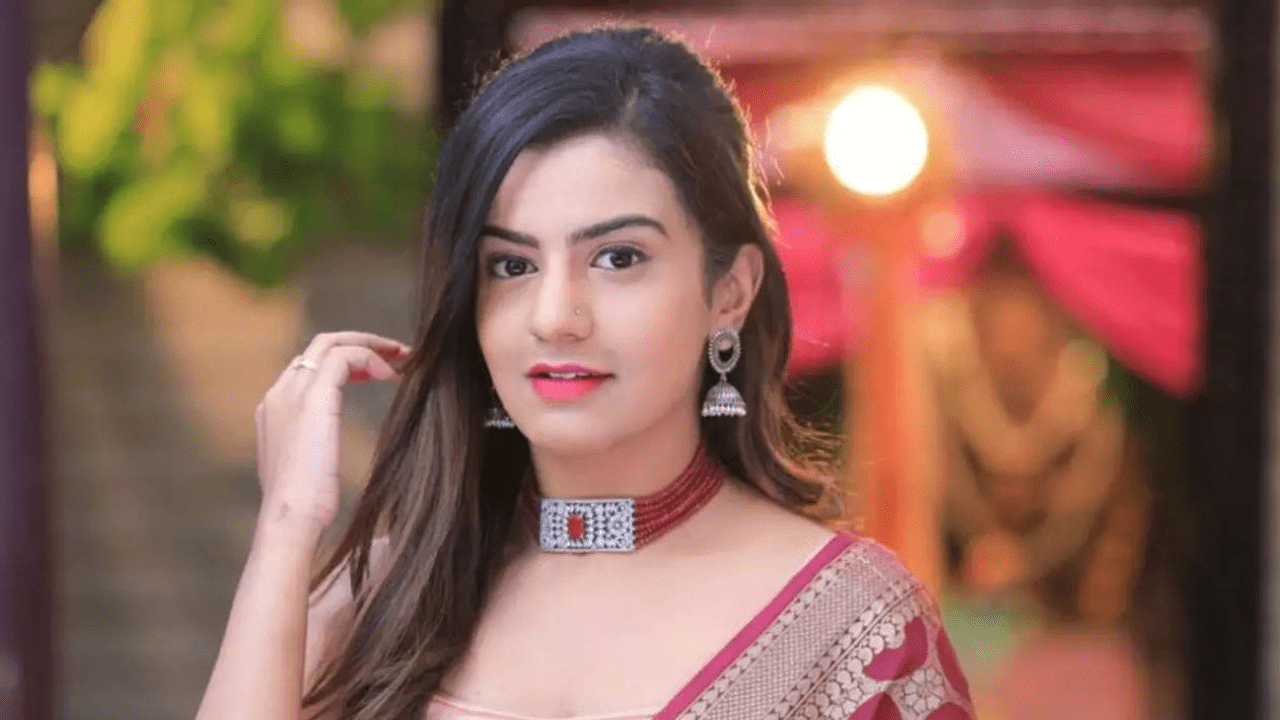 Namratha Gowda Showcased Her Curvy Figure in Peach and Yellow Lehenga is Too Hot to Handle