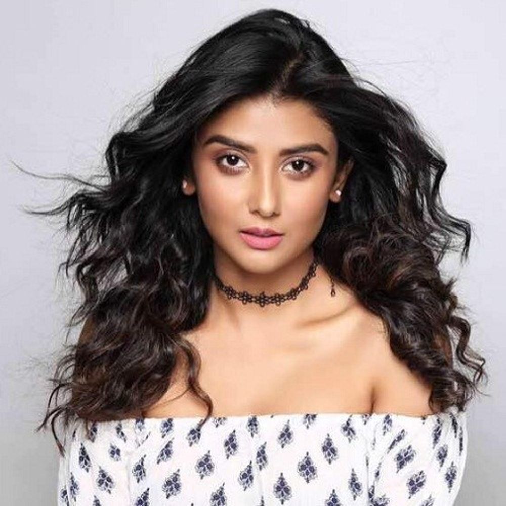 Parno Mittra Hot & Spicy Photos Will Leave You Spellbound